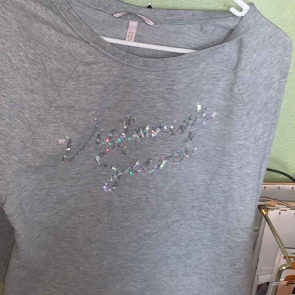 Victorious seceret long sleeve